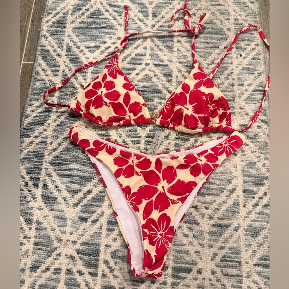 NWOT Floral Rose and Cream Triangle Bikini Set
